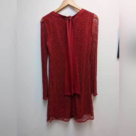 H by Halston Red Lace Tie Neck Shift Dress - Picture 4 of 4